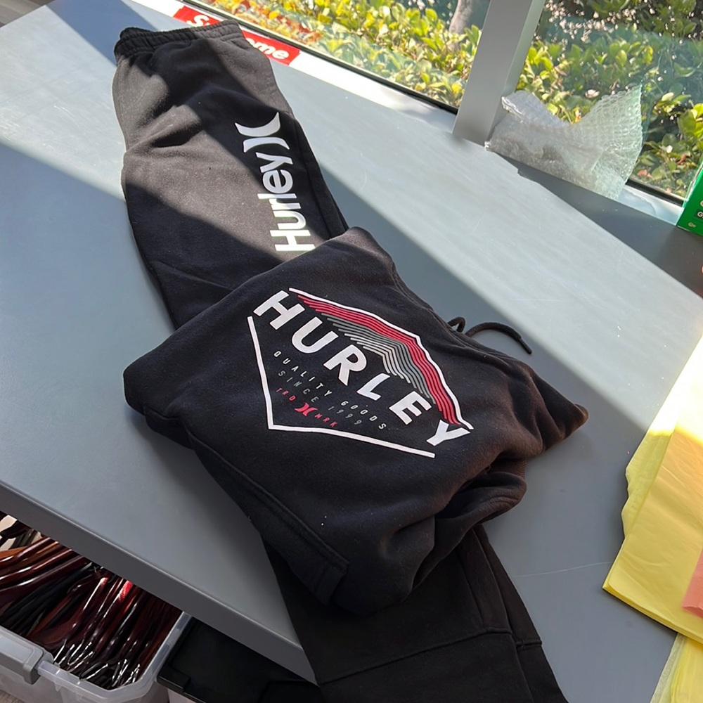 Hurley Hoodie Sweatshirt and Sweatpants